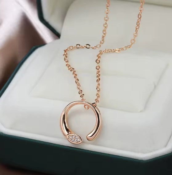 Julia® | Elegant Natural Zircon Necklace