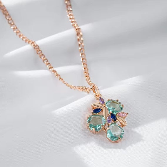 Sofía® | Vintage Green Stone Pendant Necklace