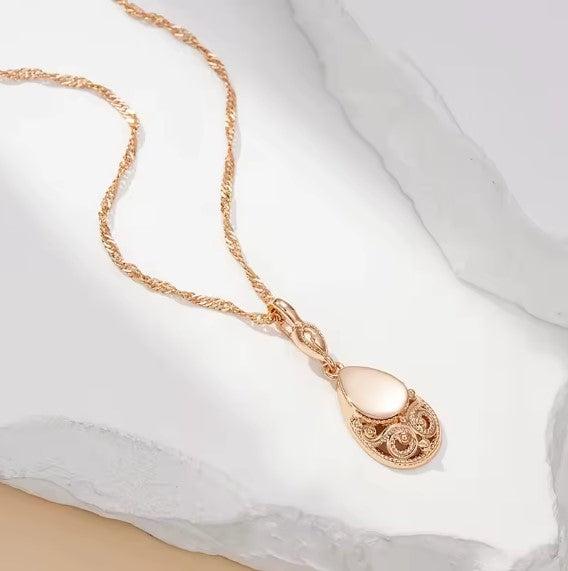 Nadia® | Vintage Simple Water Drop Necklace
