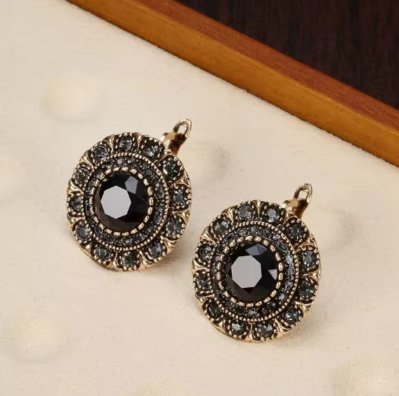 Fabiola® | Vintage Gray Crystal  Black Stone Earring