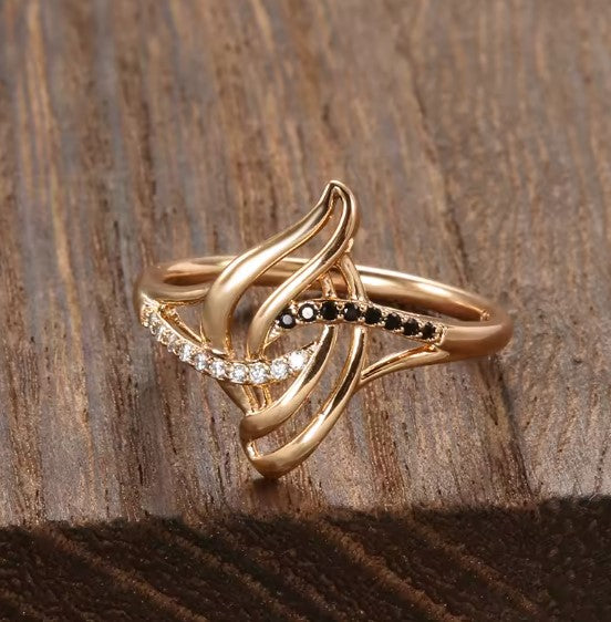 Laura® | Luxury Black Zircon Fashion Crystal Ring