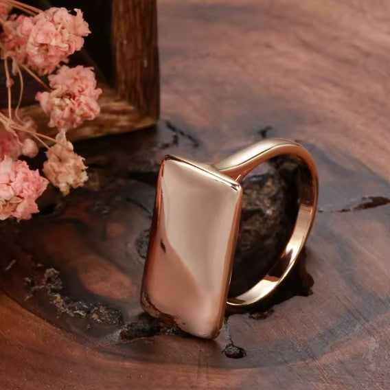 Laura® | Vintage Glossy Dangle Rose Gold Ring