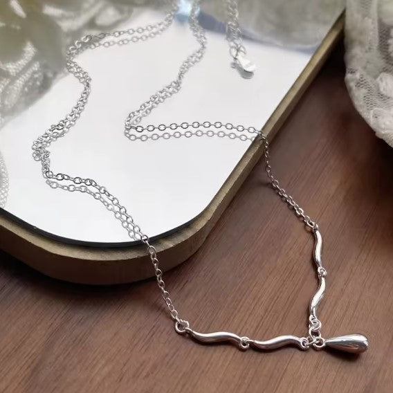 Eulalia® | Exquisite Water Drop Silver Necklace
