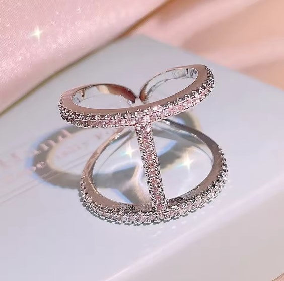 Perlina® | Double Line Cross Silver Ring