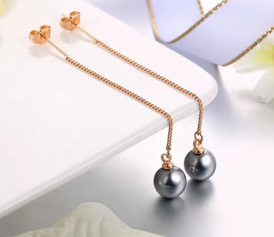Niamh® | Vintage Pearl Rose Gold Drop Earrings