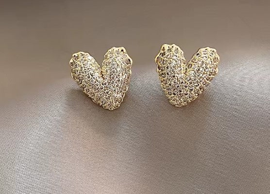 Norma® | Elegant Zircon Heart Earrings