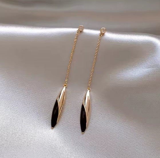 Astra® | Classic Black Gold Spliced Tassel Earrings