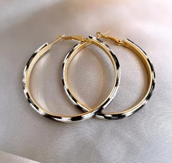 Tatum® | Classic Leopard Pattern Earrings