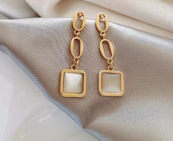 Paty® | Elegant Square Gold Earrings