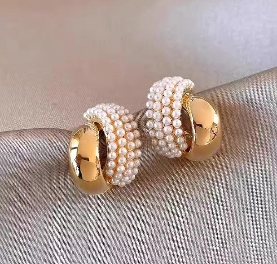 Willow® | Classic  Arc-Shaped Gold Earrings