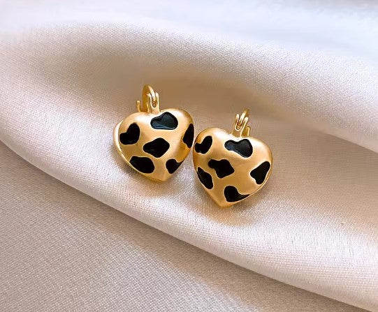 Maeve® | Vintage Leopard Print Heart Shaped Earrings