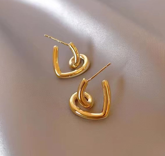Rita® | Vintage Spiral Heart Drop Earrings