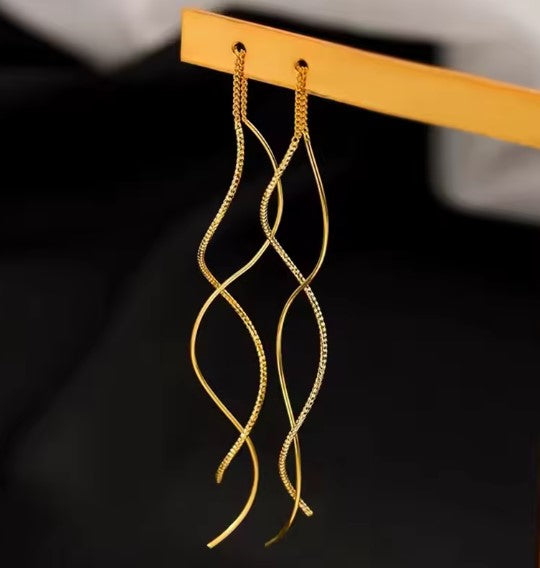 Nia® | Vintage Long Wave Tassel Gold Earrings