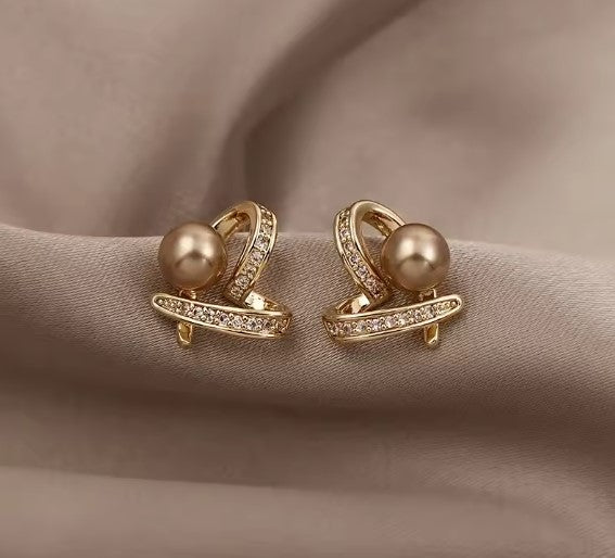 Xochitl® | Elegant Heart Champagne Pearl Earrings