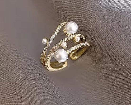 Esperanza® | Exquisite Three-Layer Pearl Gold Adjustable Ring