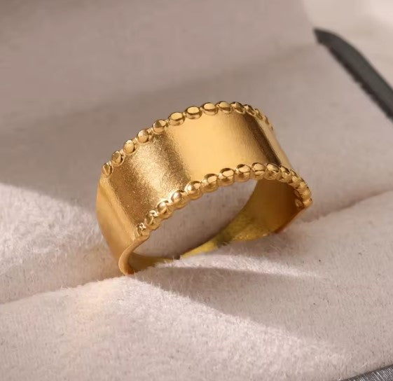 Jordana® | Classic Chunky Gold Ring