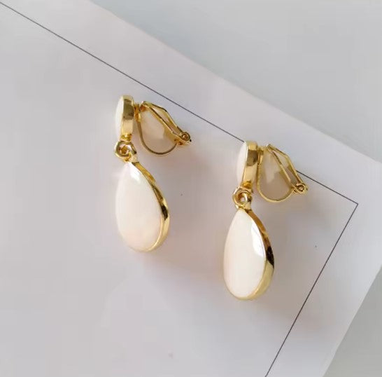 Camila® | Vintage Temperament White Earrings