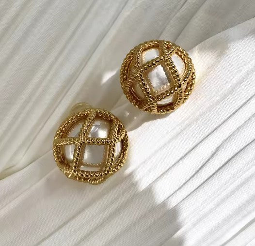 Amara® | Classic Woven Hollow Pearl Earrings