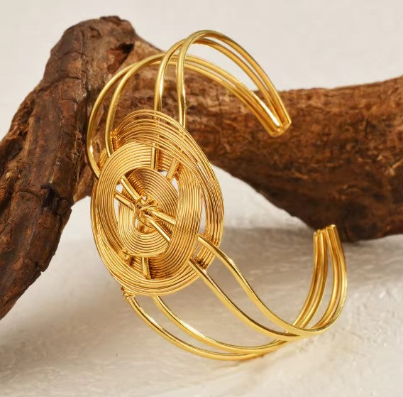 Beryl® | Vintage Hollow Gold Bracelet