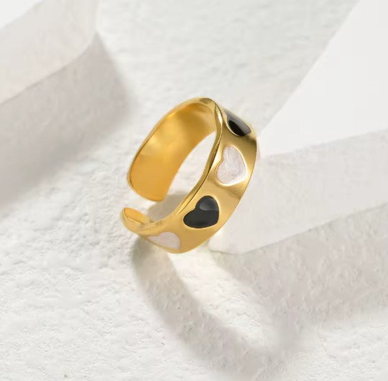 Nereida® | Black and White Heart Minimalist Drop Ring