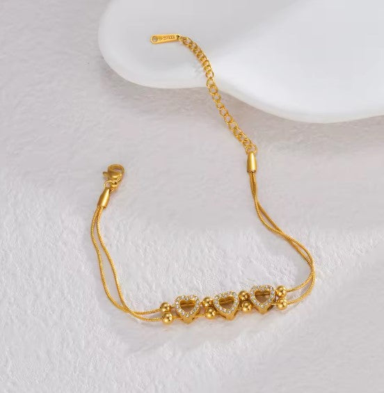 Rowan® | Classic Heart Inlaid Zircon Gold Bracelet