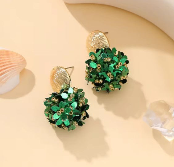Julieta® | Elegant Flower Petal Green Beads Drop Earrings