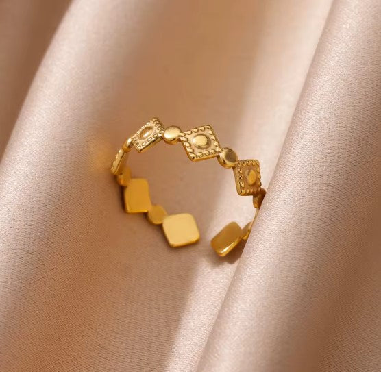 River® | Vintage Adjustable Gold Ring