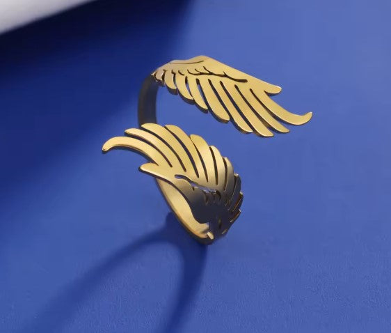 Selkie® | Vintage Angel Wing Adjustable Gold Ring