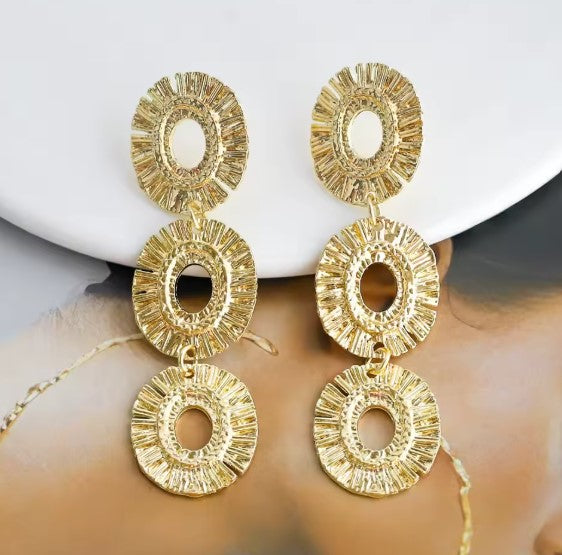 Elara® | Vintage Multilayer Circular Earrings