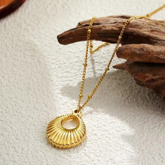 Ileana® | Vintage Round Bead Chain Gold Necklace
