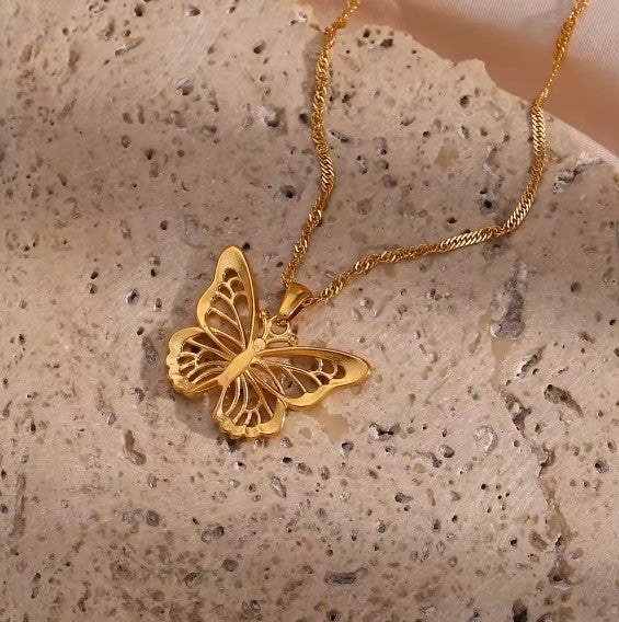 Edina® | Classic Zircon Stone Butterfly Gold Necklace