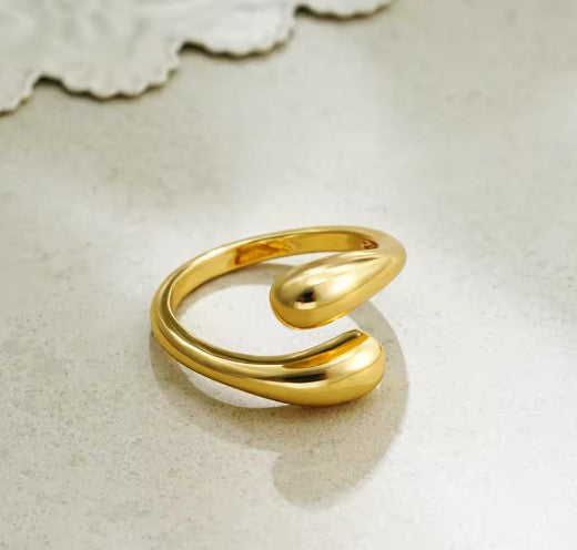 Jessica® | Vintage Waterdrop Knuckle Gold Ring