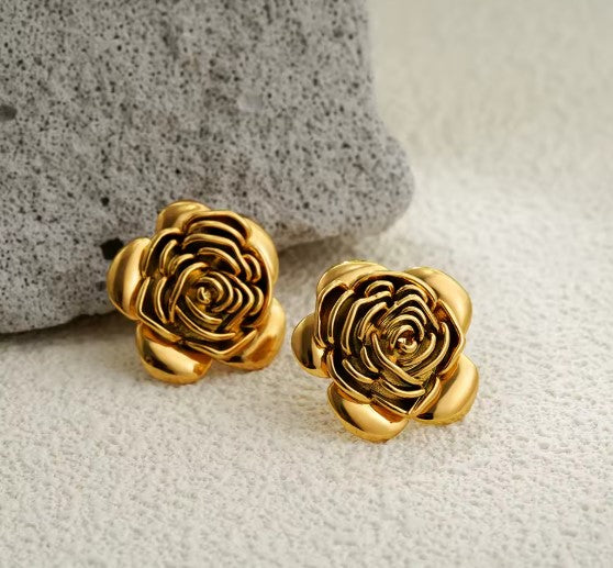 Sandra® | Vintage Rose Flower Stud Gold Earrings