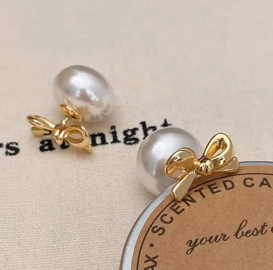 Waverly® | Classic Pearl Bowknot Stud Earrings