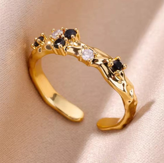 Dasha® | Vintage Black and White Zircon Adjustable Ring
