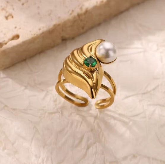 Ria® | Classic Green Zircon With Pearl Adjustable Ring