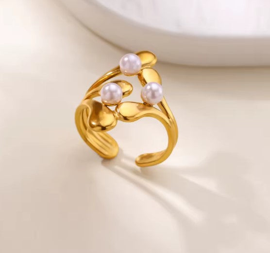Isla® | Celeste Exquisite Pearl Gold Ring