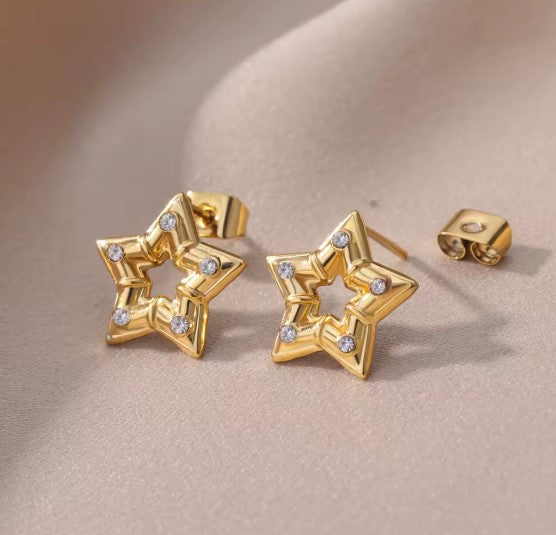 Matilda® | Classic Star White Zircon Gold Earrings