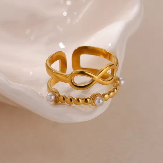 Niamh® | Vintage Infinity Pearl Gold Ring