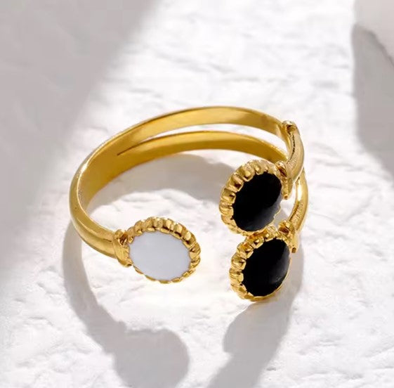 Griselda® | Fashion Black White Stone Shade Adjustable Ring