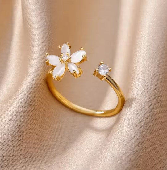 Rosario® | Luxury Zircon Floral Gold Ring