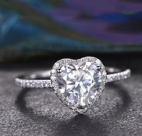 Romina® | Luxury White Zircon Silver Heart Ring