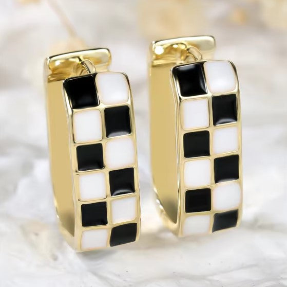 Dara® | Vintage Black and White Checkered Hoop Gold Earrings
