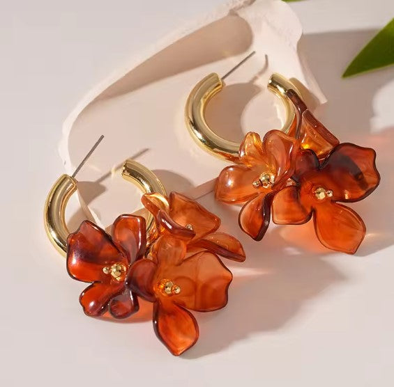 Meadow® | Vintage Acrylic Brown Flower Petal Gold Earrings