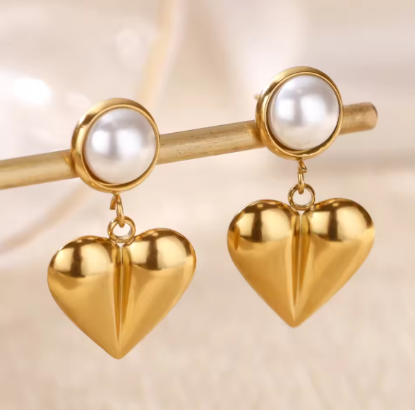 Yasmina® | Minimalist Elegant  Pearl Heart Drop Earrings