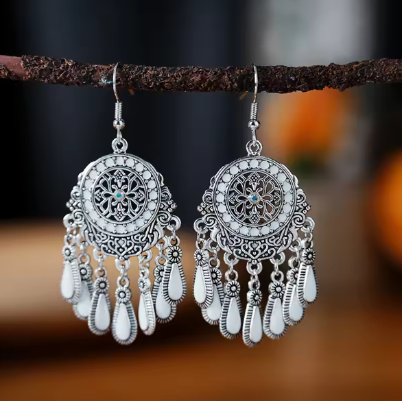 Juana® | Vintage Waterdrop White Tassel Boho Earrings