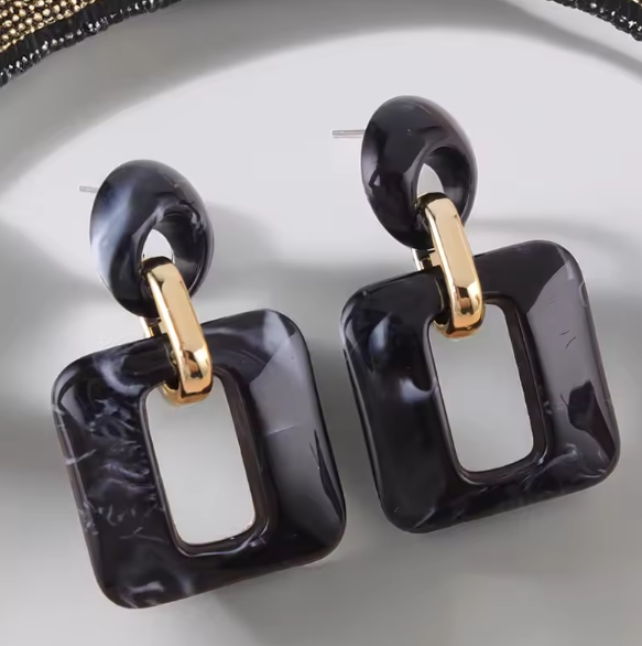 Anahita® | Black Square Resin Acrylic Drop Earrings