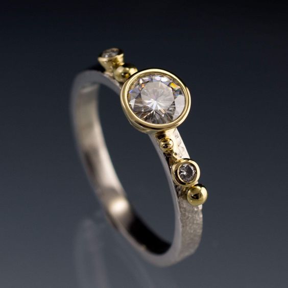 Jacinta® | Vintage Zirconia Rounded Silver Ring