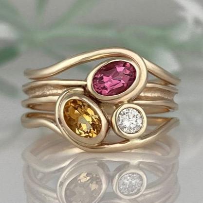 Hayley® | Vintage Layered Warm Glass Gold Ring