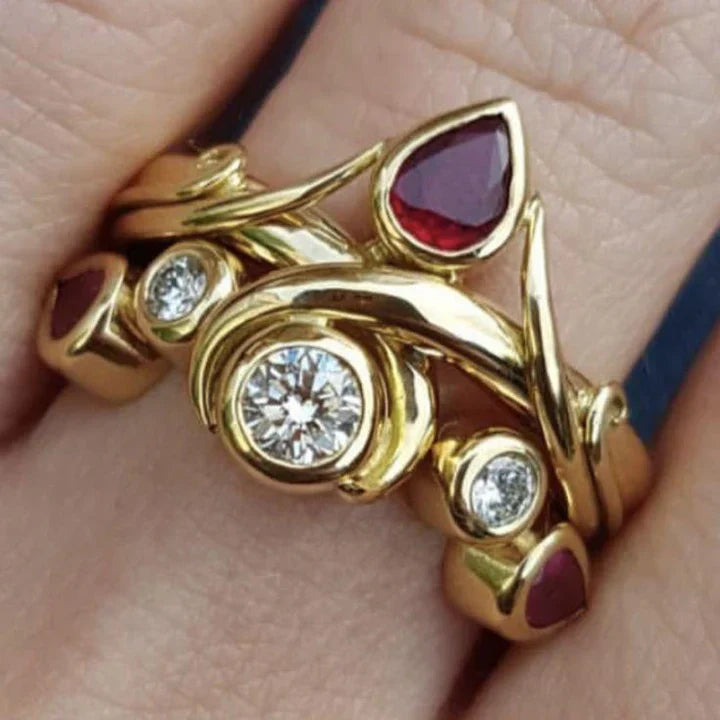Claudia® | Vintage Red Drop Zirconia Golden Ring